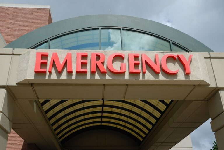 Can I File a Medical Malpractice Suit Against an Urgent Care Center or Freestanding ER in Florida